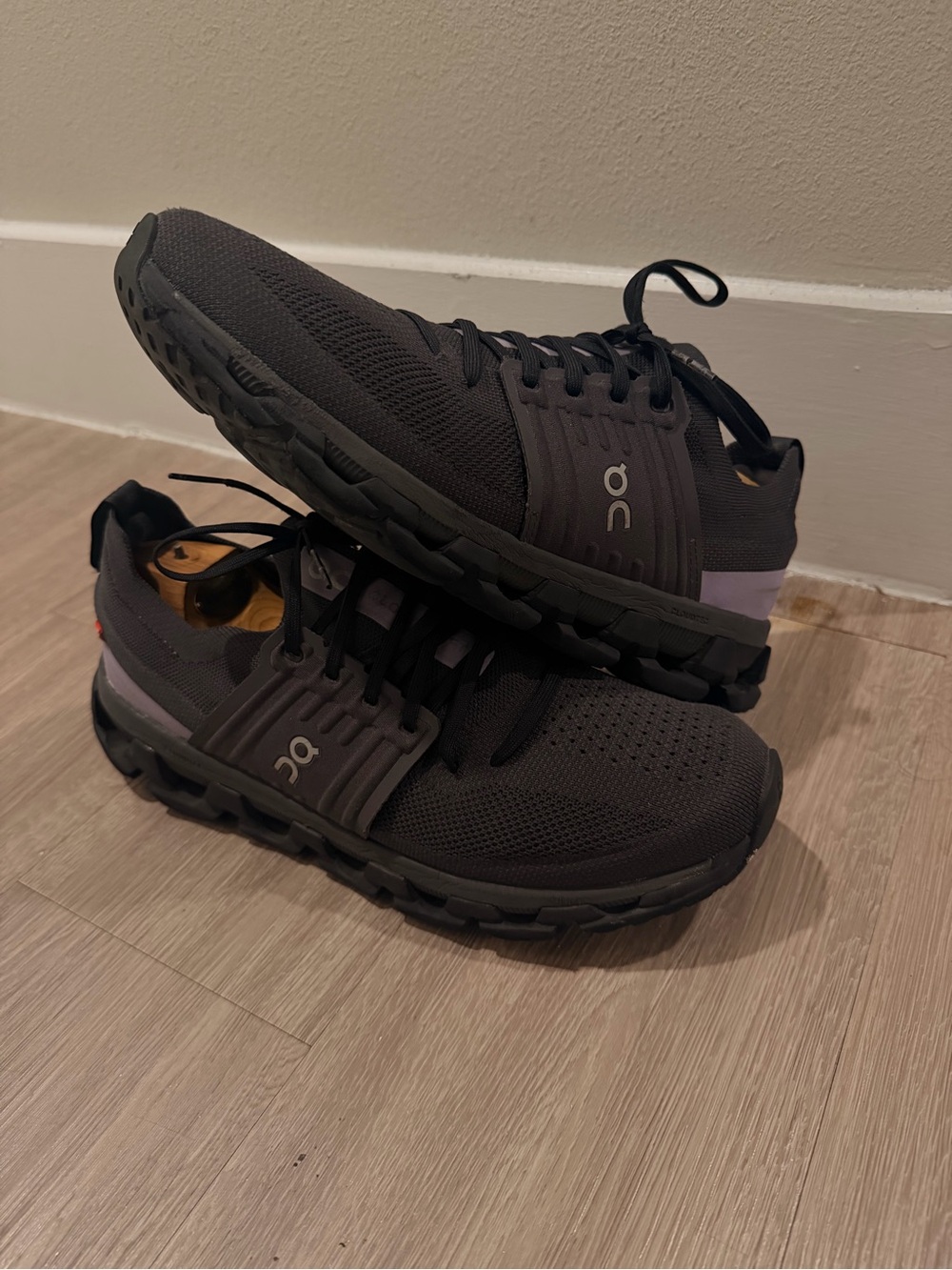 On Cloudswift 3 Mens Size 10 Black Athletic Running Walking Shoes Sneakers